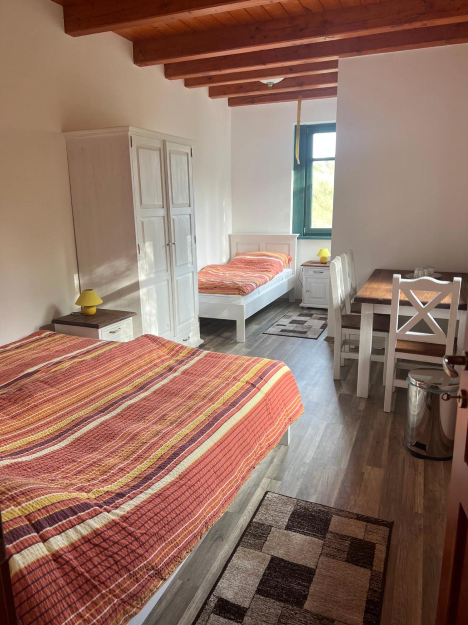 Vendeghaz Petoerke Hotel Bárdudvarnok Buitenkant foto